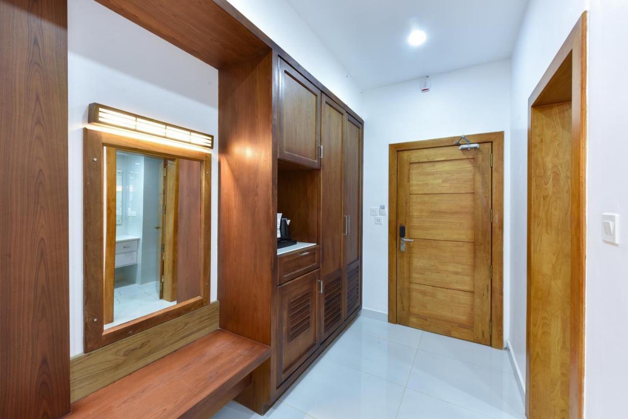 Forest View Room