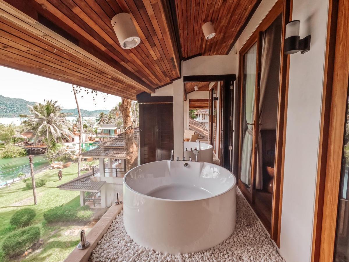 Deluxe Double Room with Bath