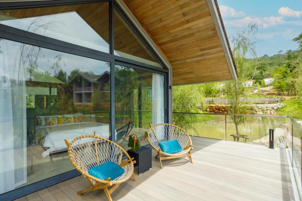 One-Bedroom Villa Lagoon View Balcony Schedule Boat Transfer