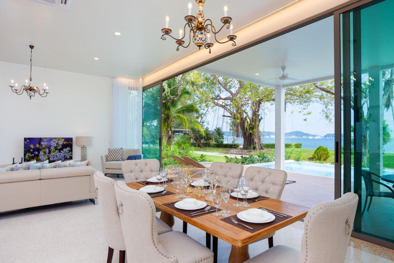 3-Bedroom Seafront Pool Suite