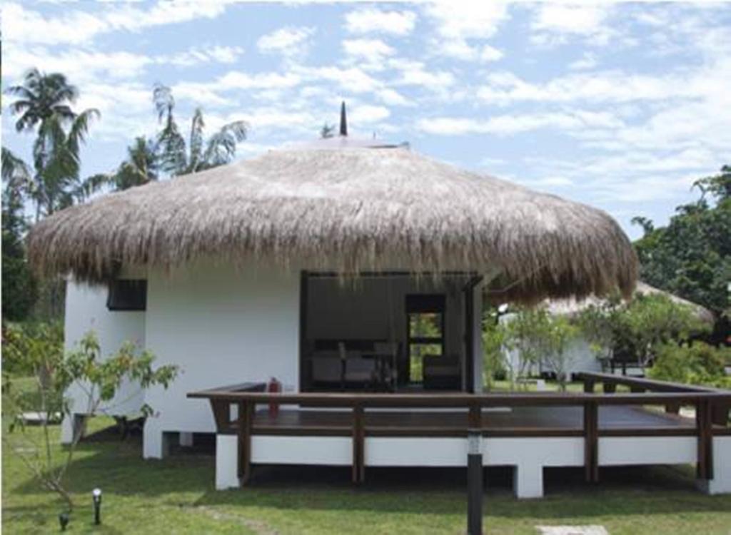 Deluxe,143500811:JPEG