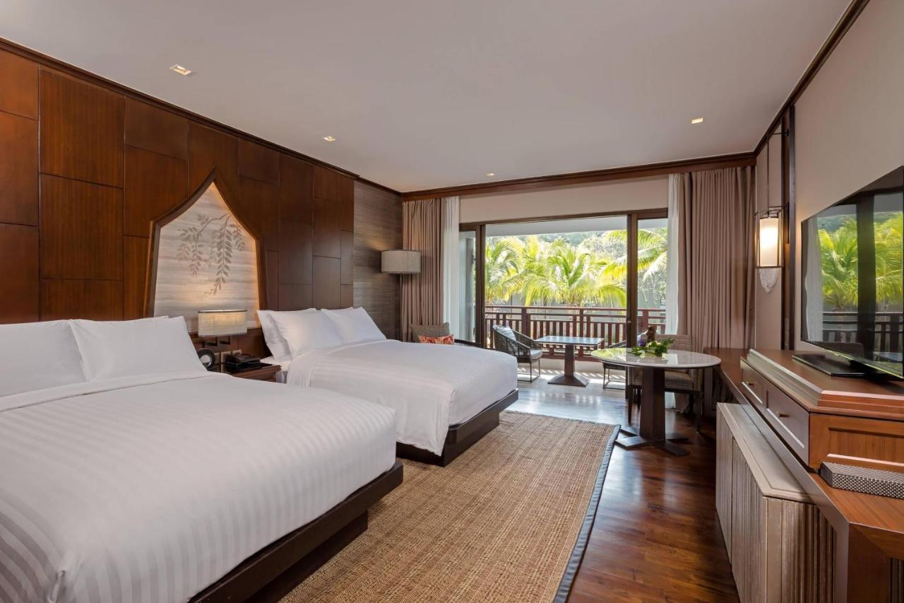 Premium Pool View, Guest room, 2 Double, Balcony