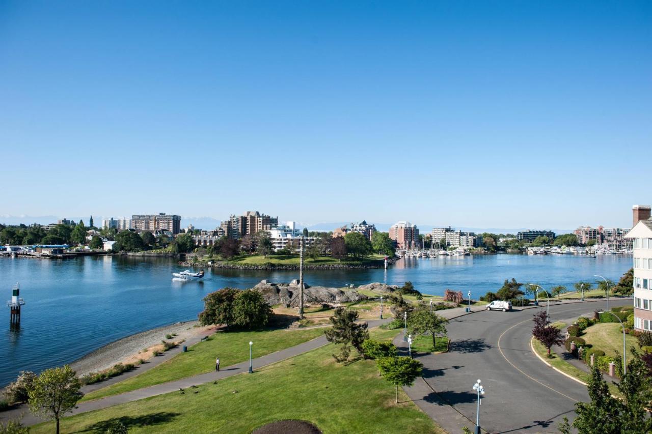 Deluxe King Room with Water View,1396770911:JPEG