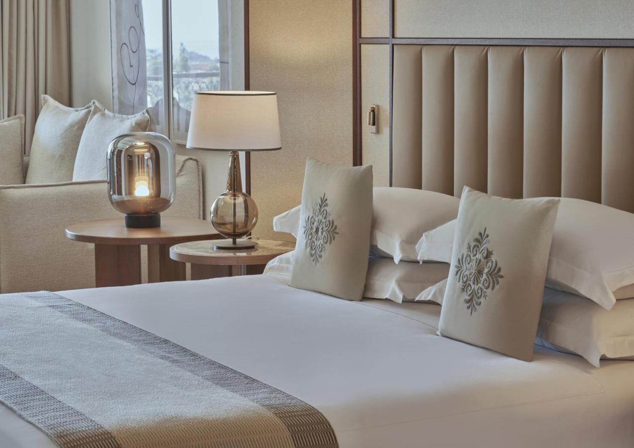 Grand Deluxe King Room with Sea View