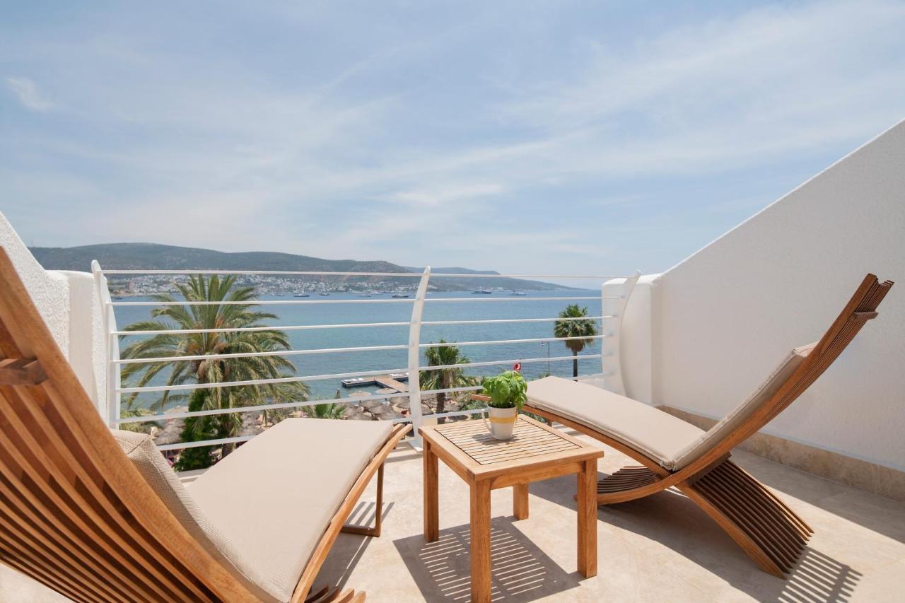 Standard Double or Twin Room Sea View