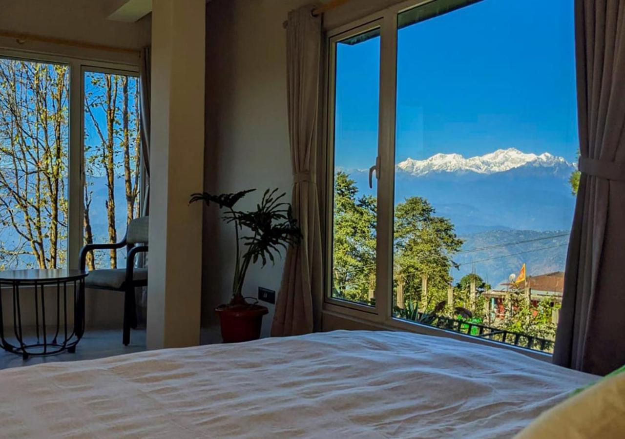 Double Room with Mountain View