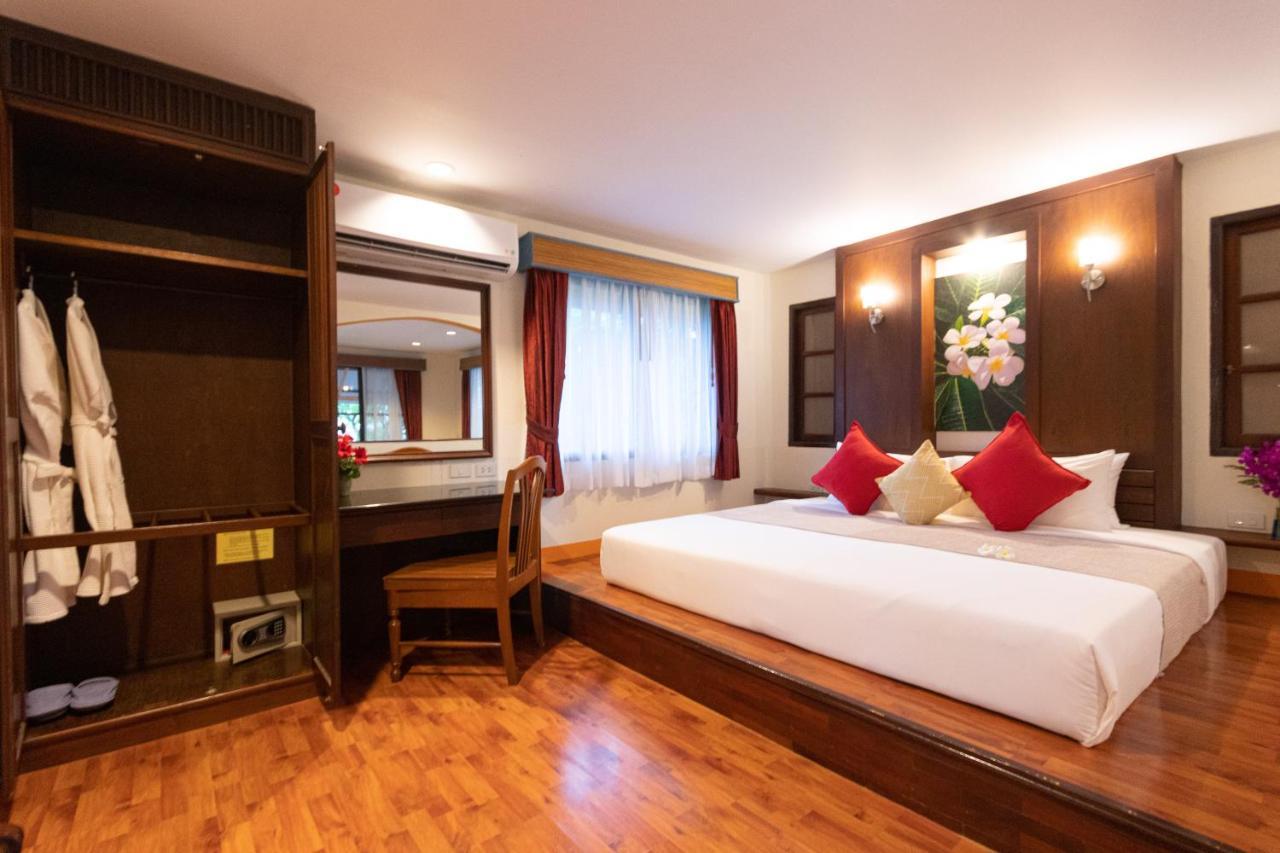 Villa one bedroom partial seaview