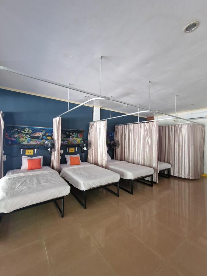 Single Bed Mixed Dormitory Room,1374191390:JPEG