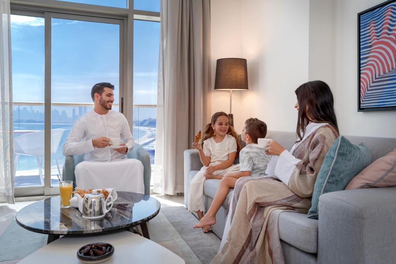 Family Two-Bedroom Suite Palm Sea View Balcony Kitchen & Sofa Bed