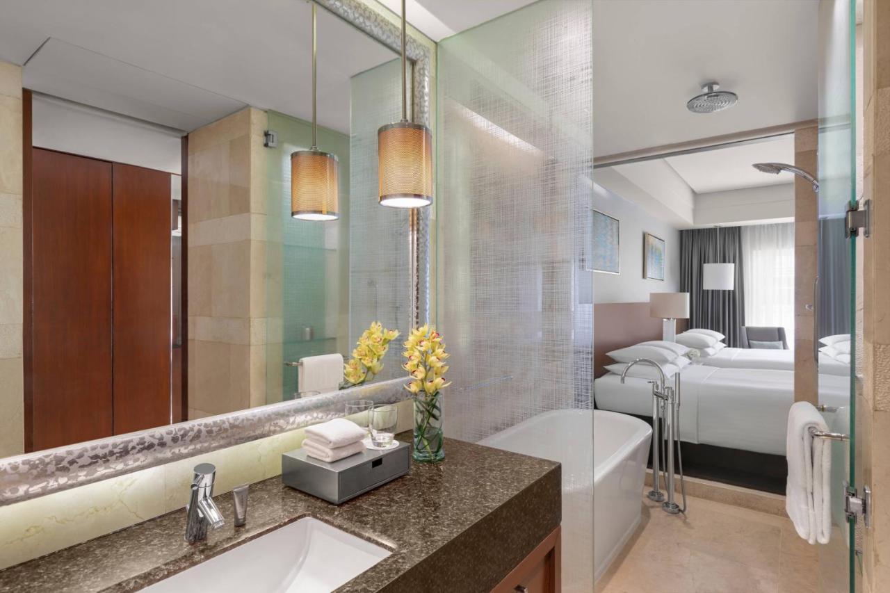 Guest room, 2 Double, Street view