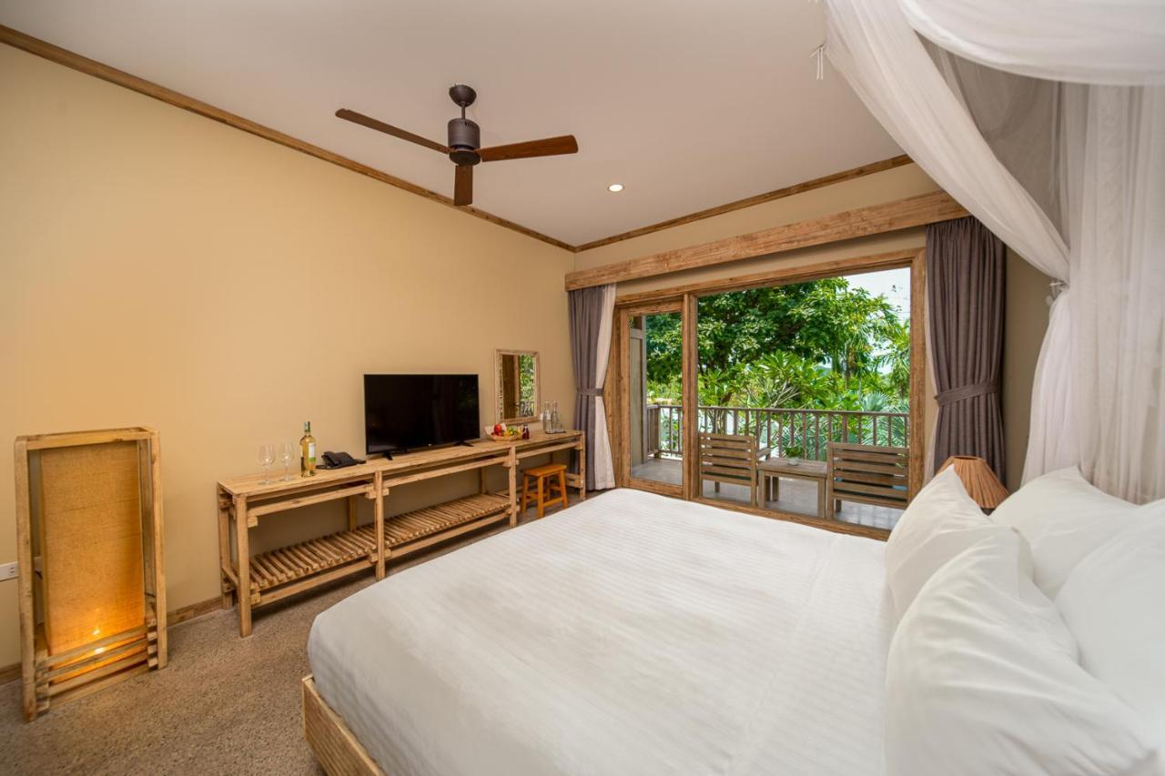 Deluxe Bungalow met Uitzicht op de Tuin
