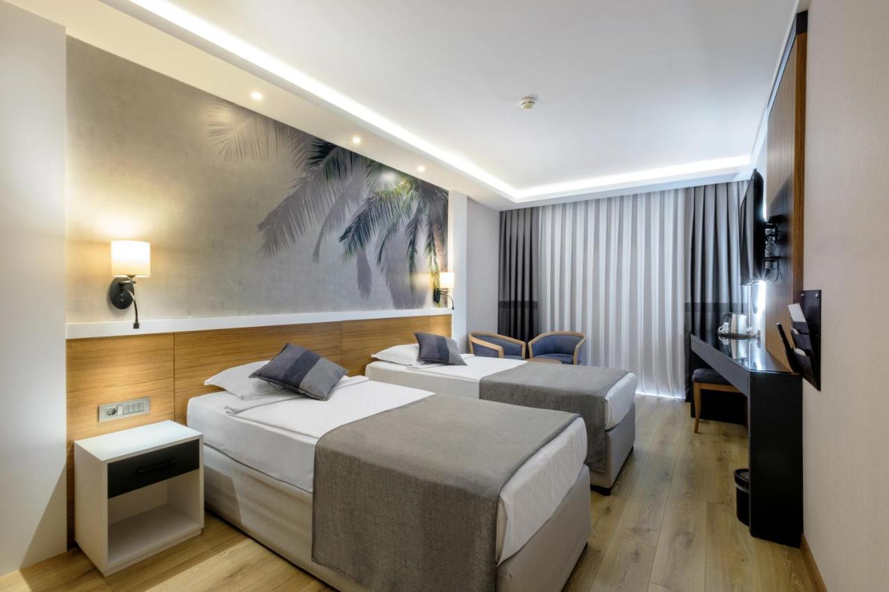 Standard Double or Twin Room Sea View