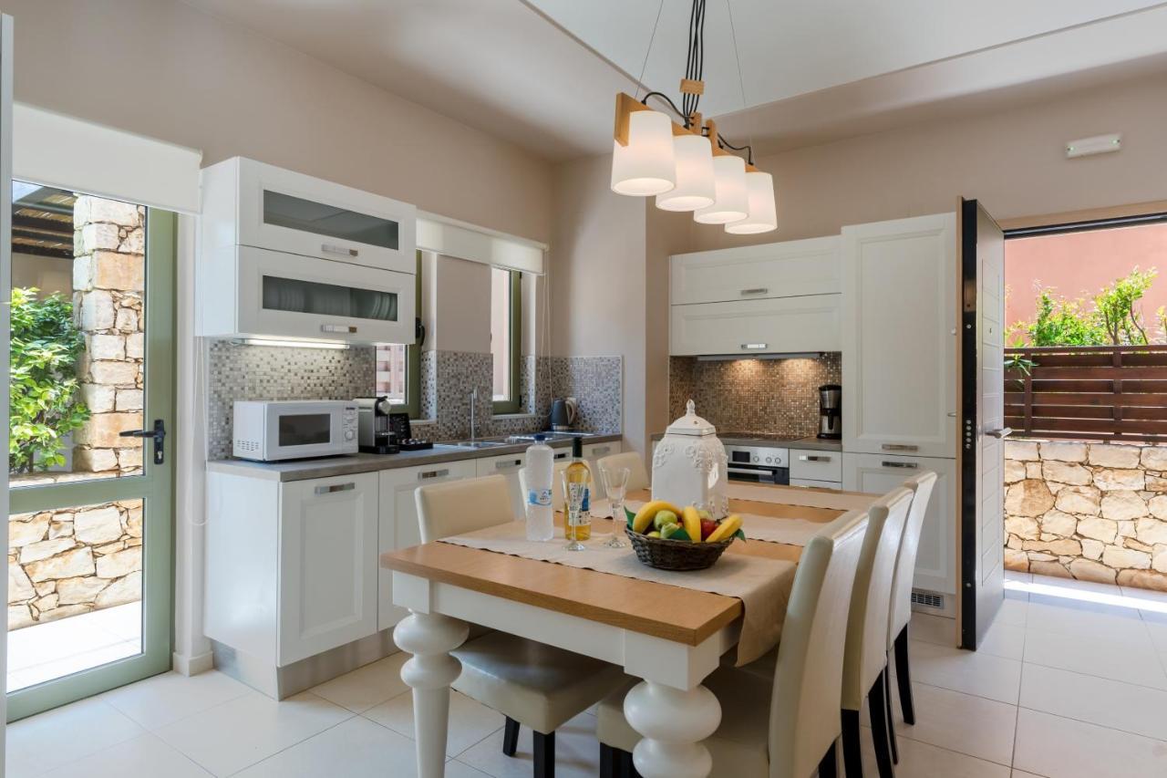 Three-Bedroom Villa Sea View,1416690882:JPEG