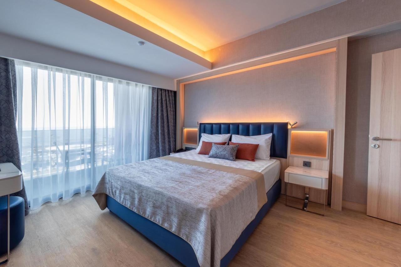 Family Room Sea View