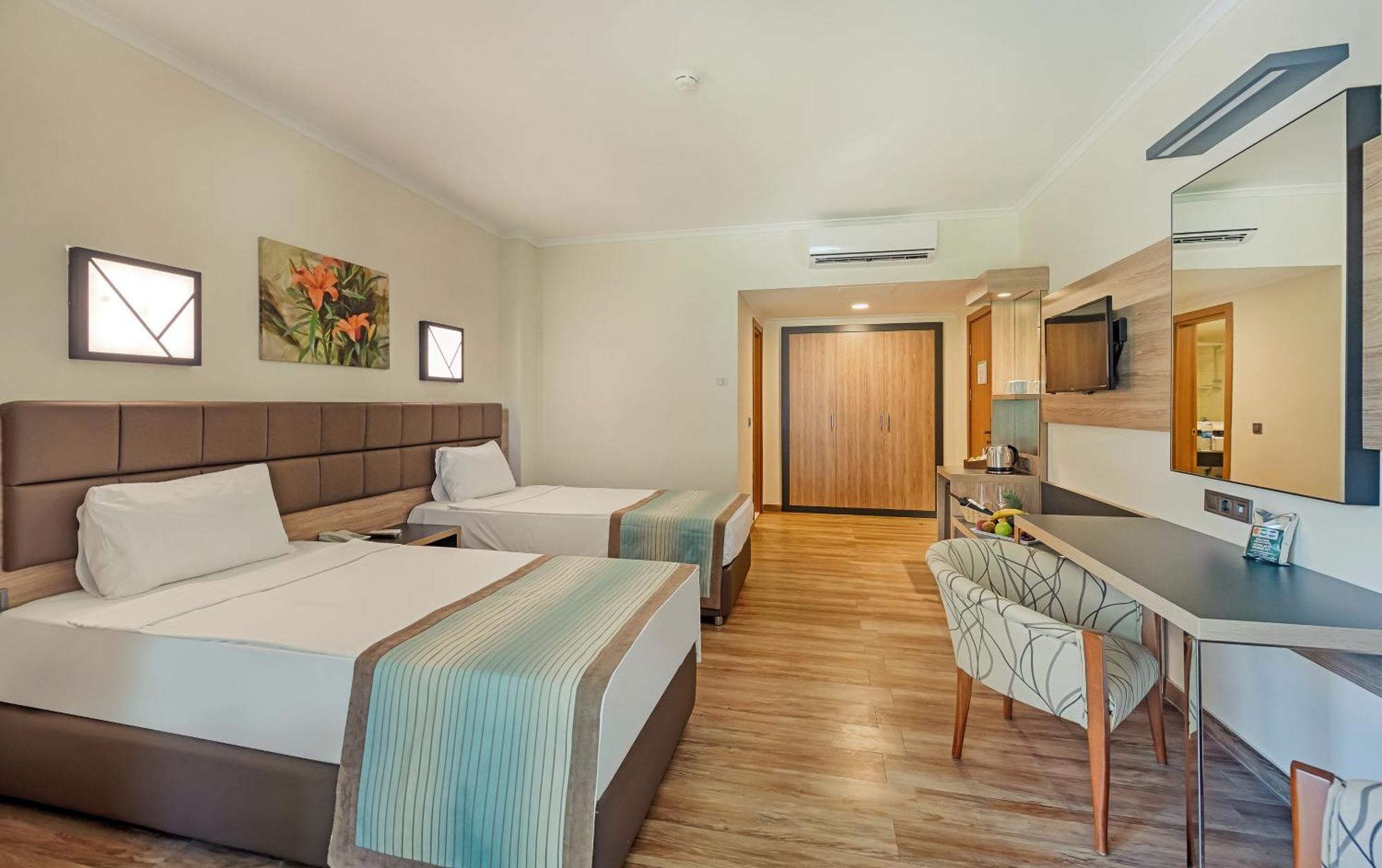Standard Double Room,1634435053:JPEG