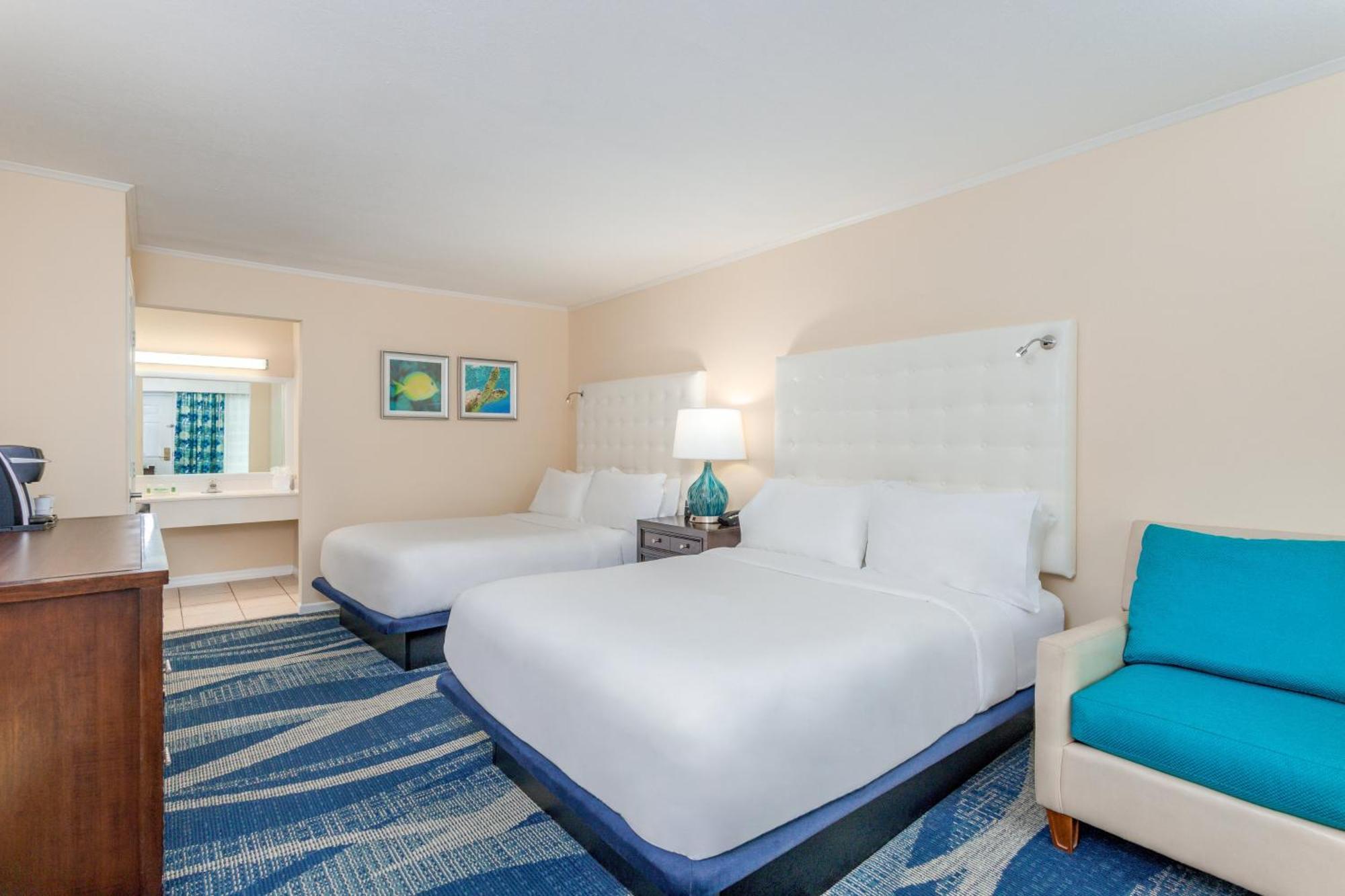 Chambre avec 2 Lits Queen-Size - Vue sur Port de Plaisance