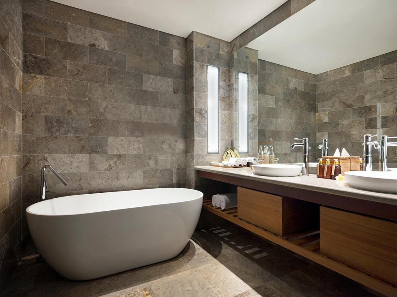 Adiwana Suite Room