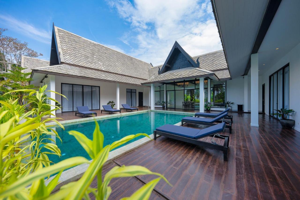 Junior Suite with Garden View