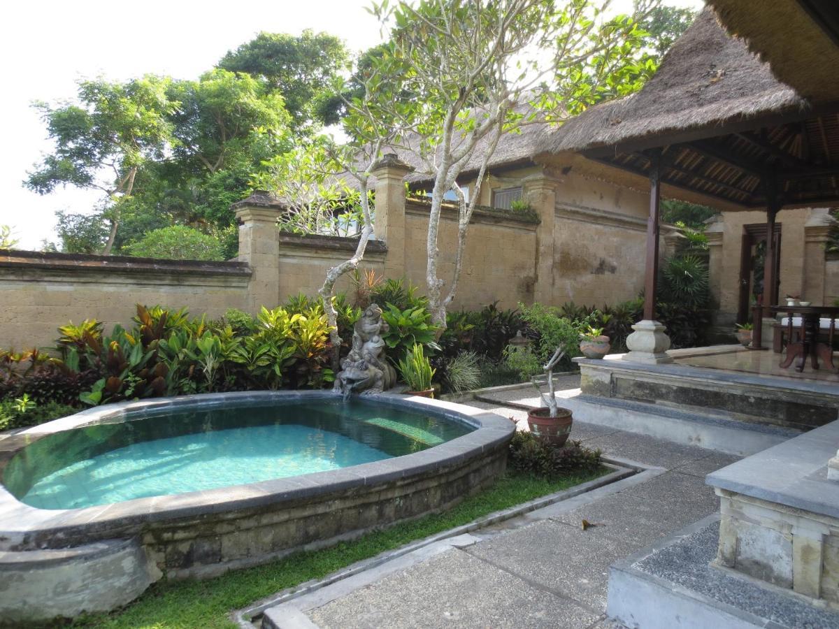 Honeymoon Garden Pool Villa