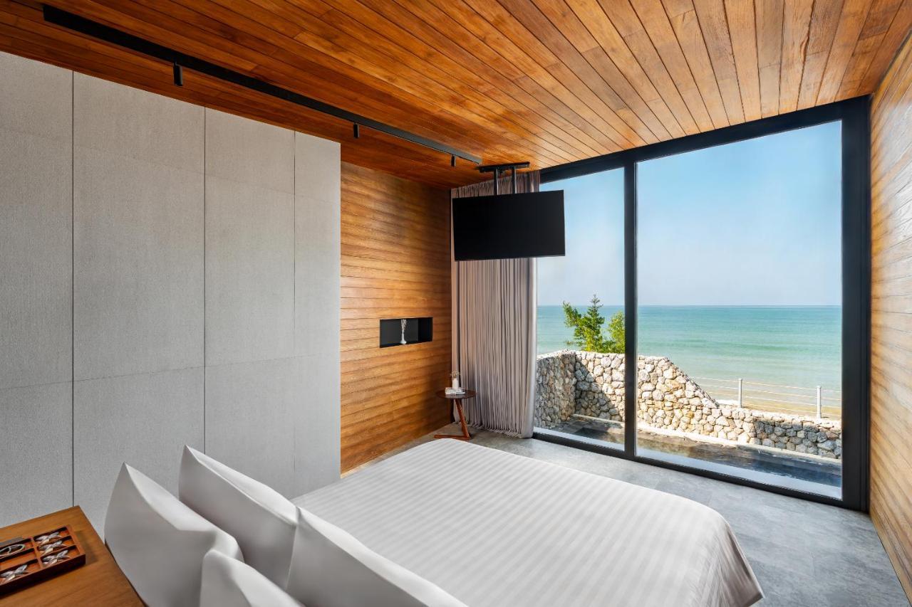 Suite with Private Pool - Beach Front,1499136106:JPEG