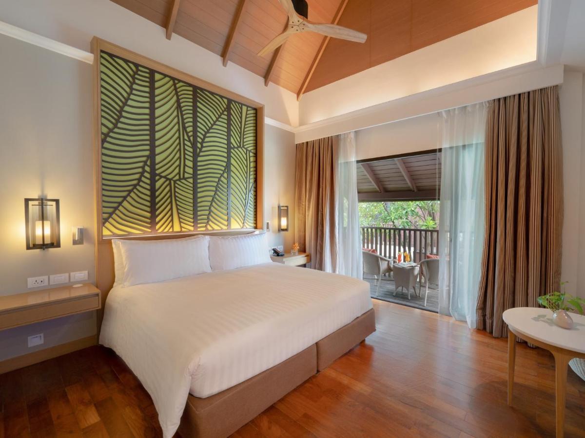 Deluxe King Room,1498571662:JPEG