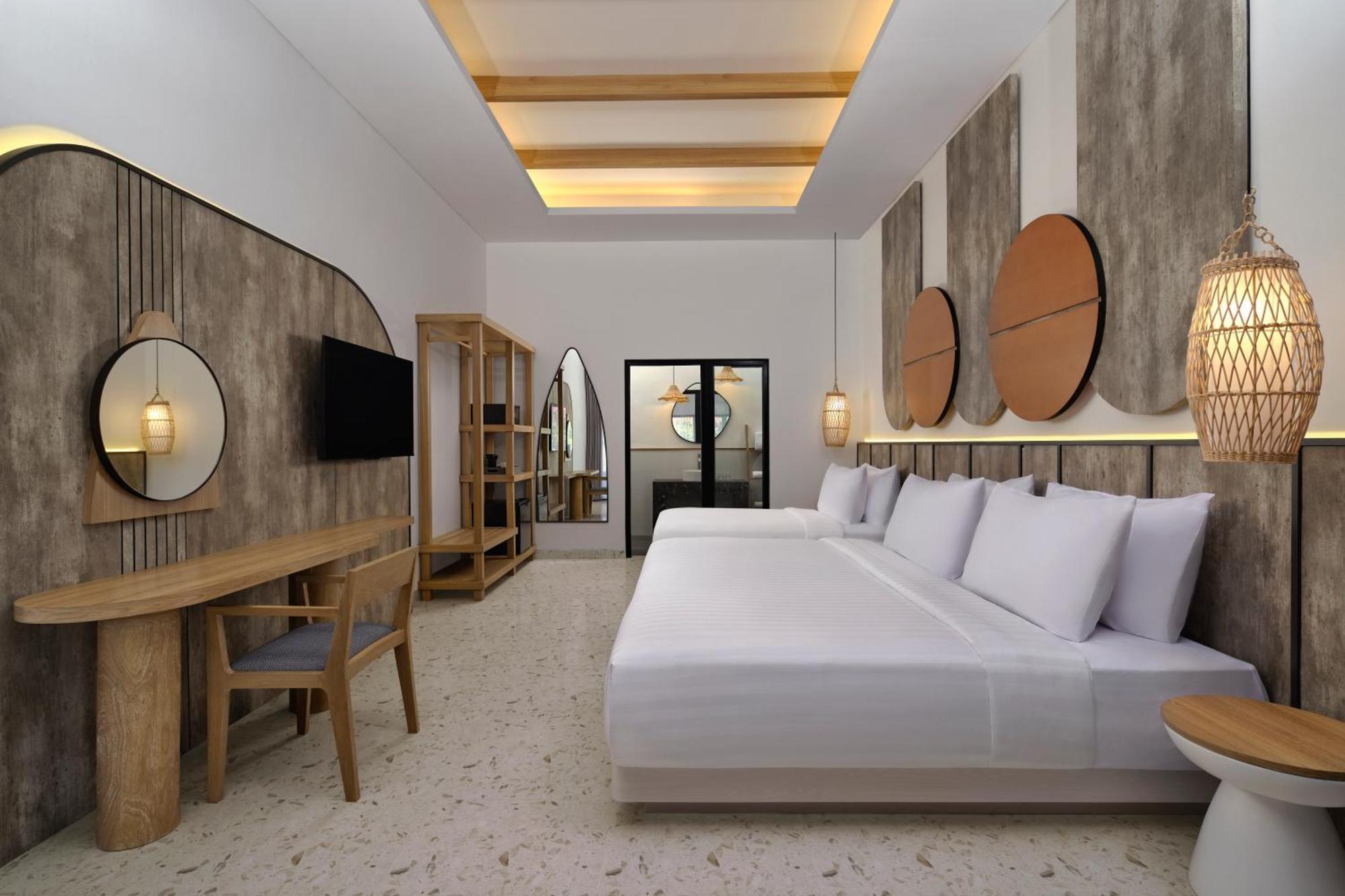 Premier Lumbung Triple Room