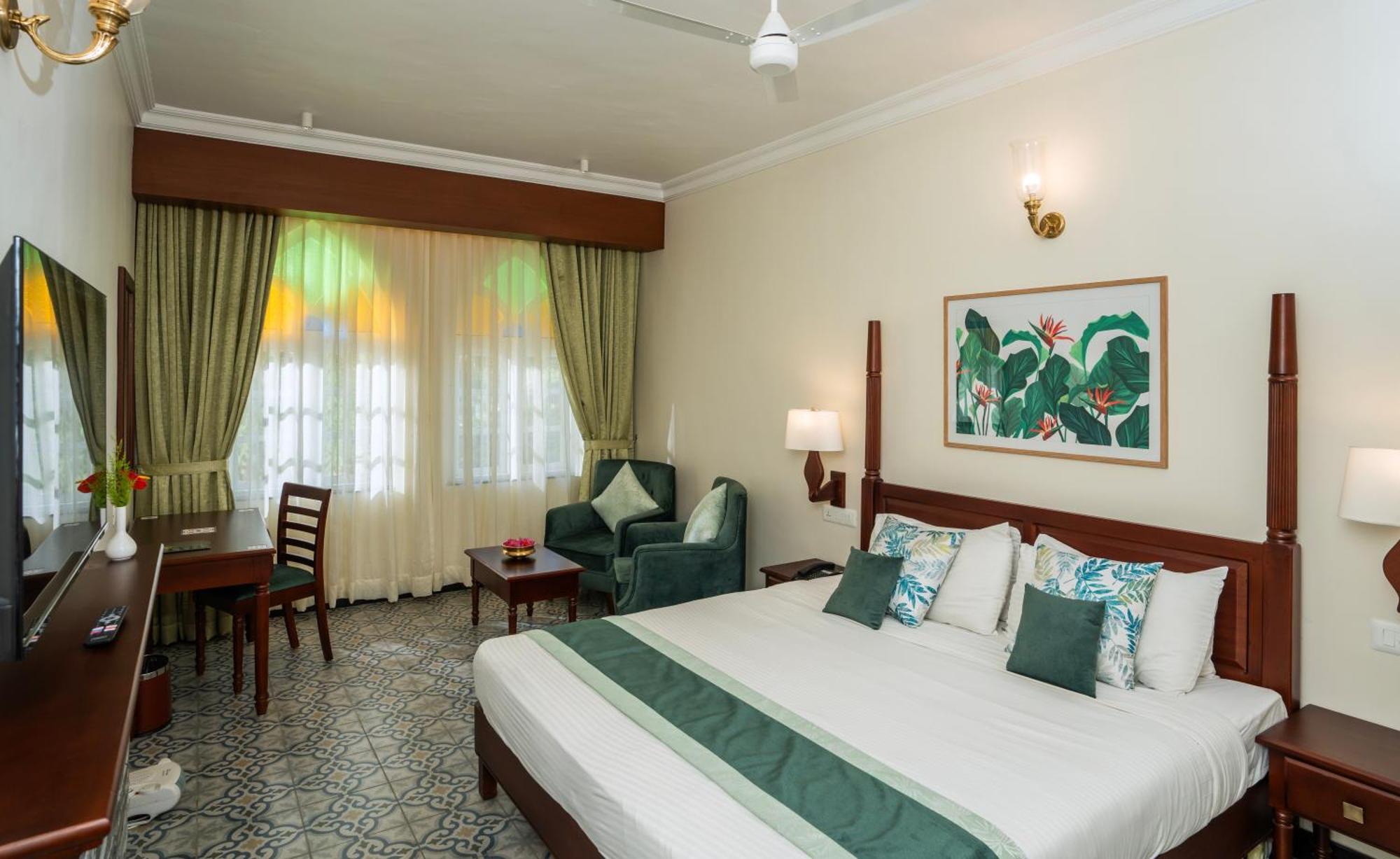 Deluxe Double or Twin Room with Garden View