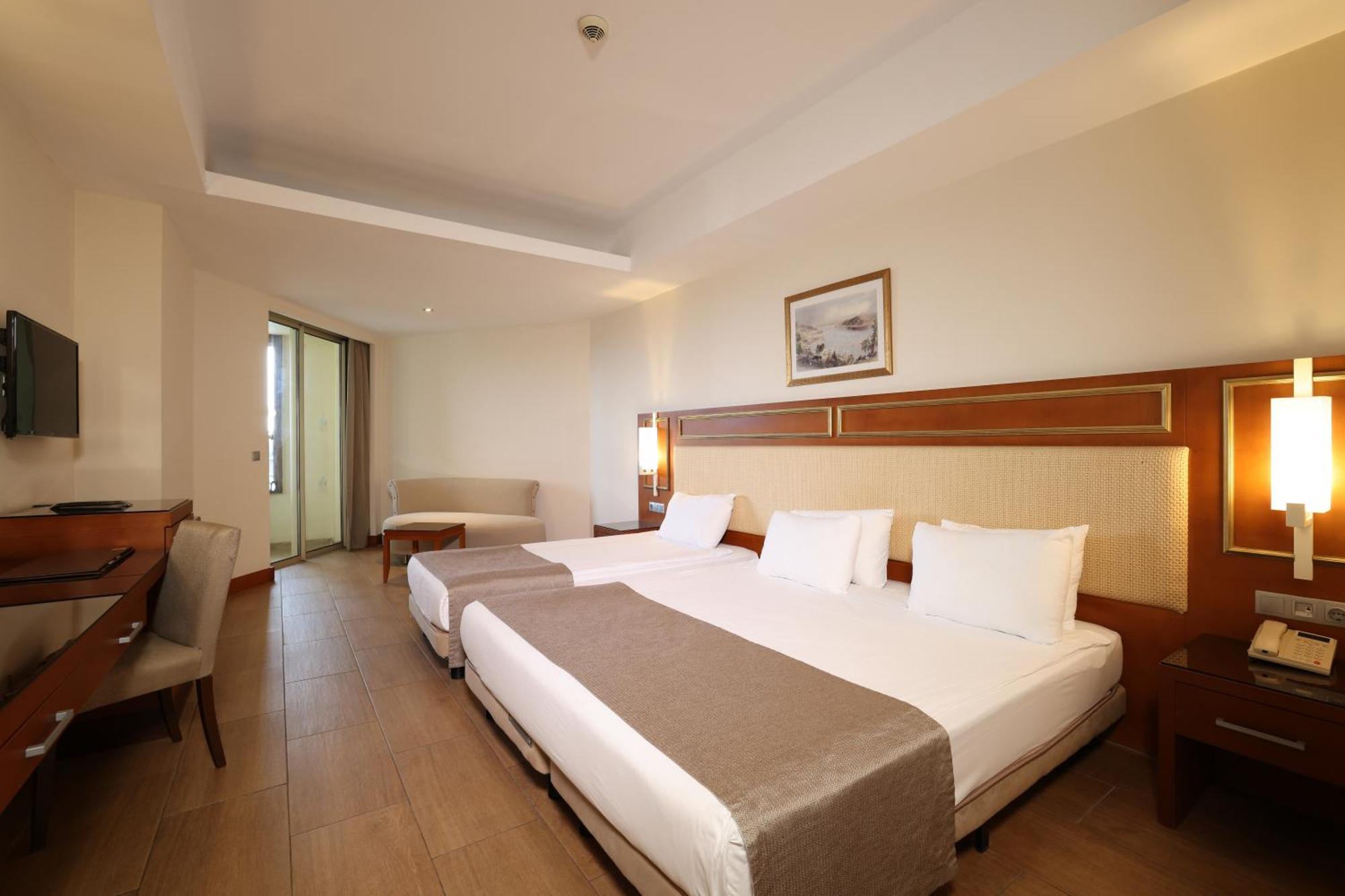 Standard Double or Twin Room,1365779195:JPEG