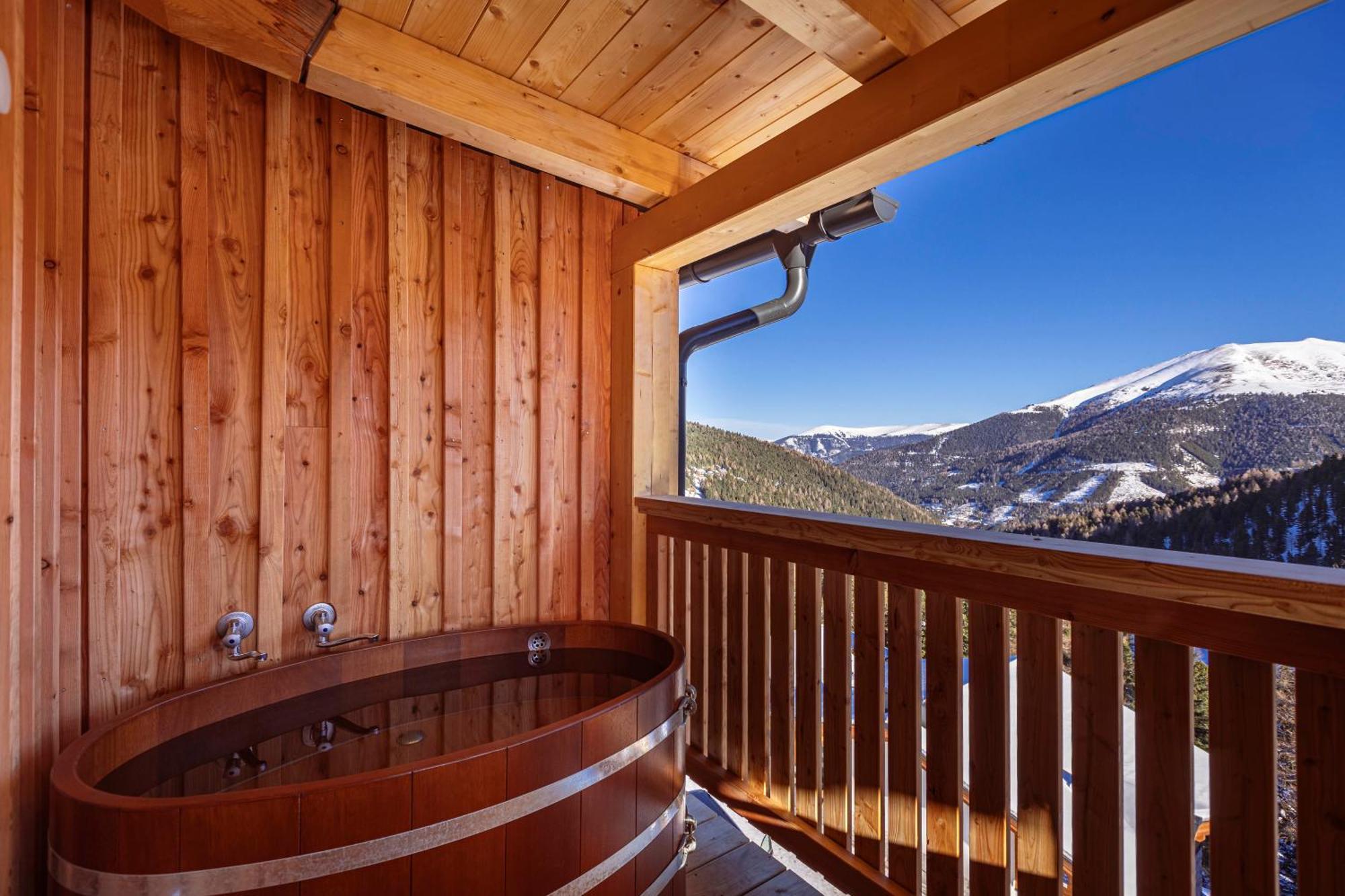 Apartment up to 8 persons and hot tub
