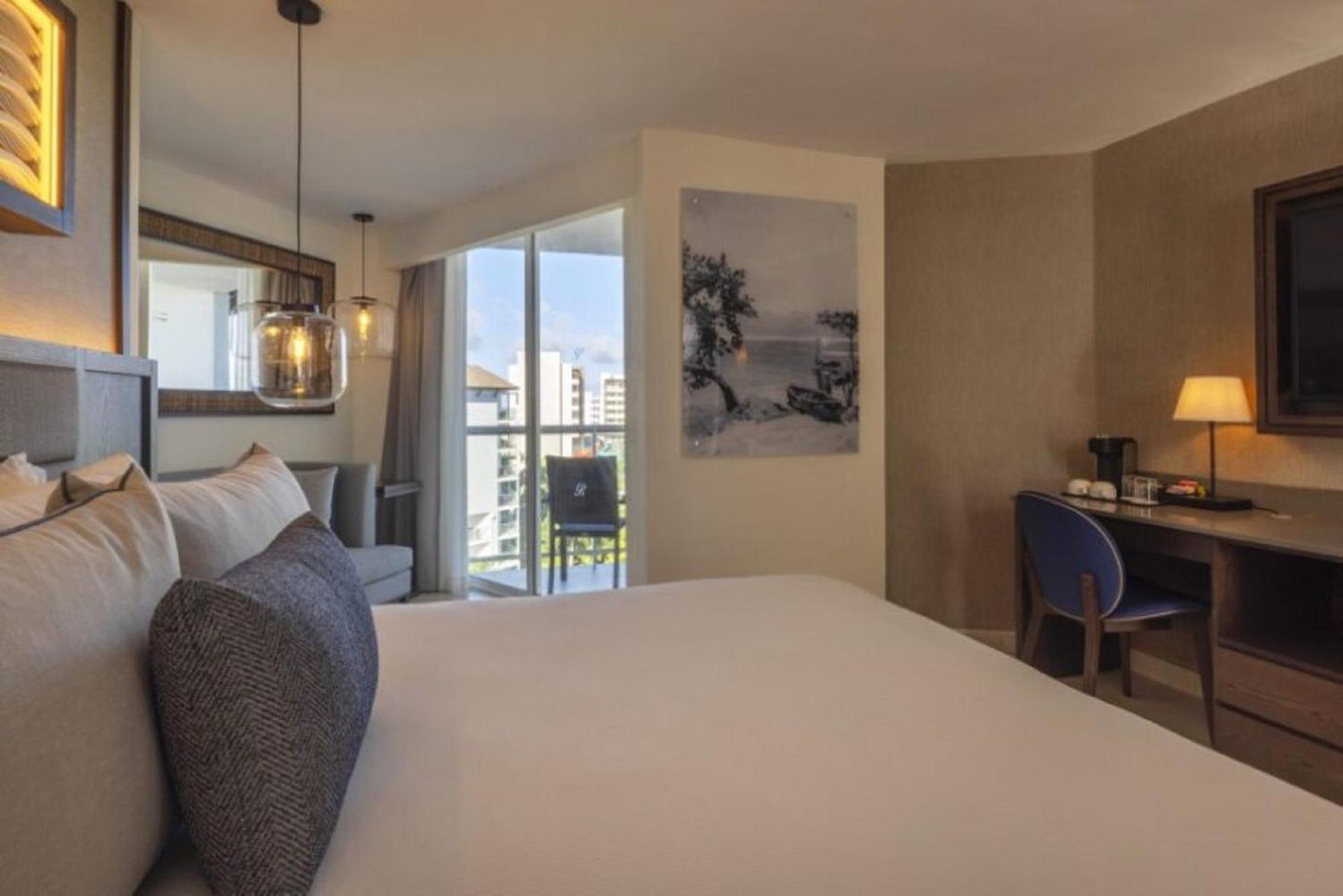 Luxury Ocean View Room,1526066110:JPEG