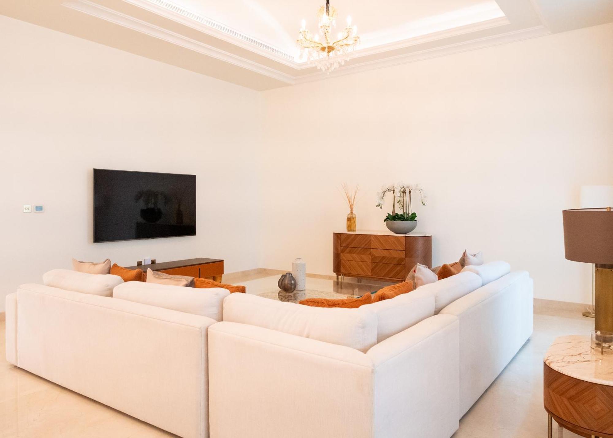 Royal Five-Bedroom Villa,1526246647:JPEG