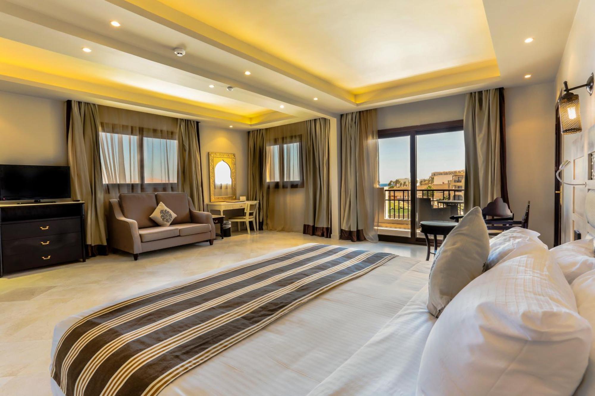 Junior Suite,1529767681:JPEG