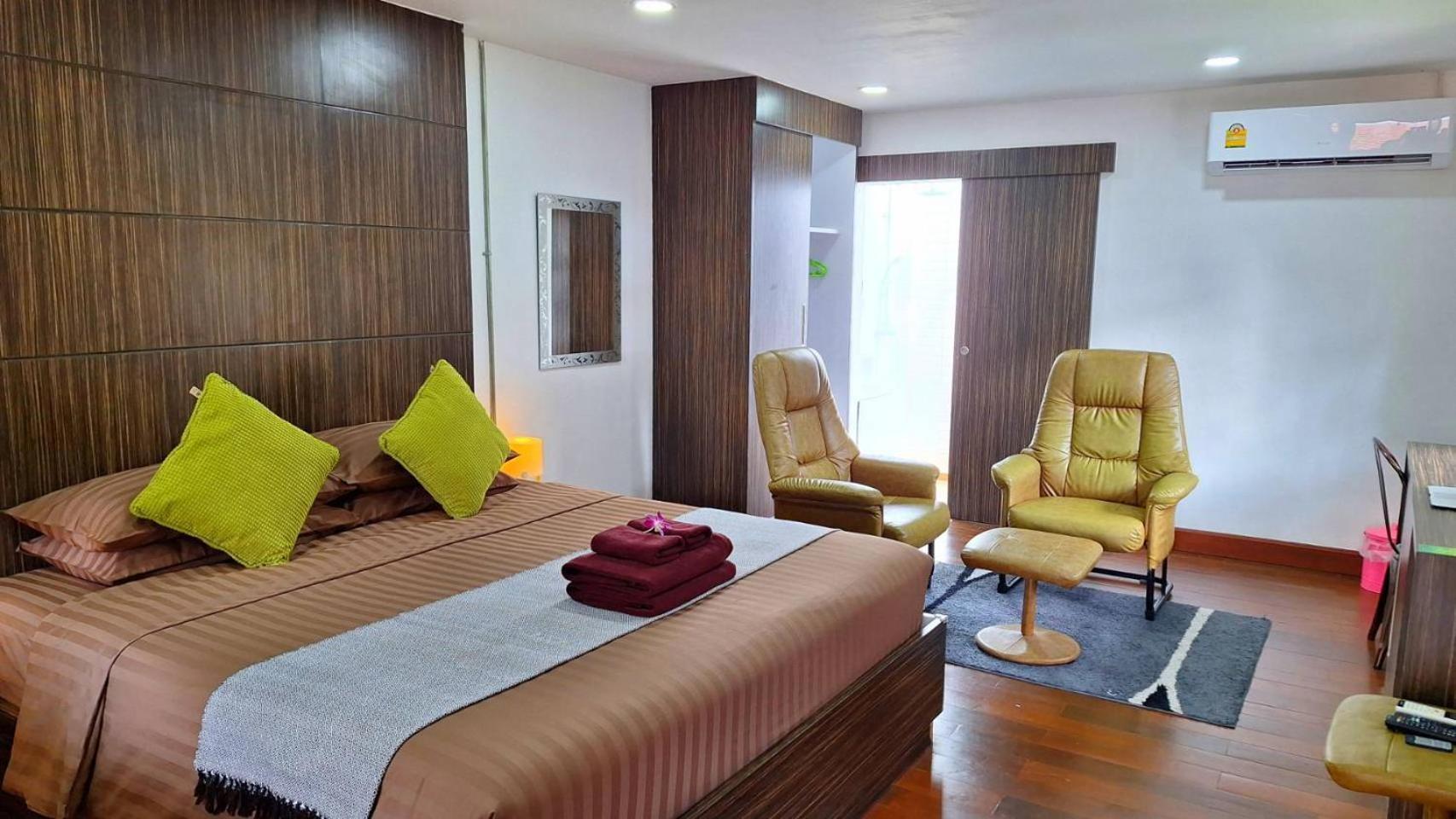 King Room with Garden View