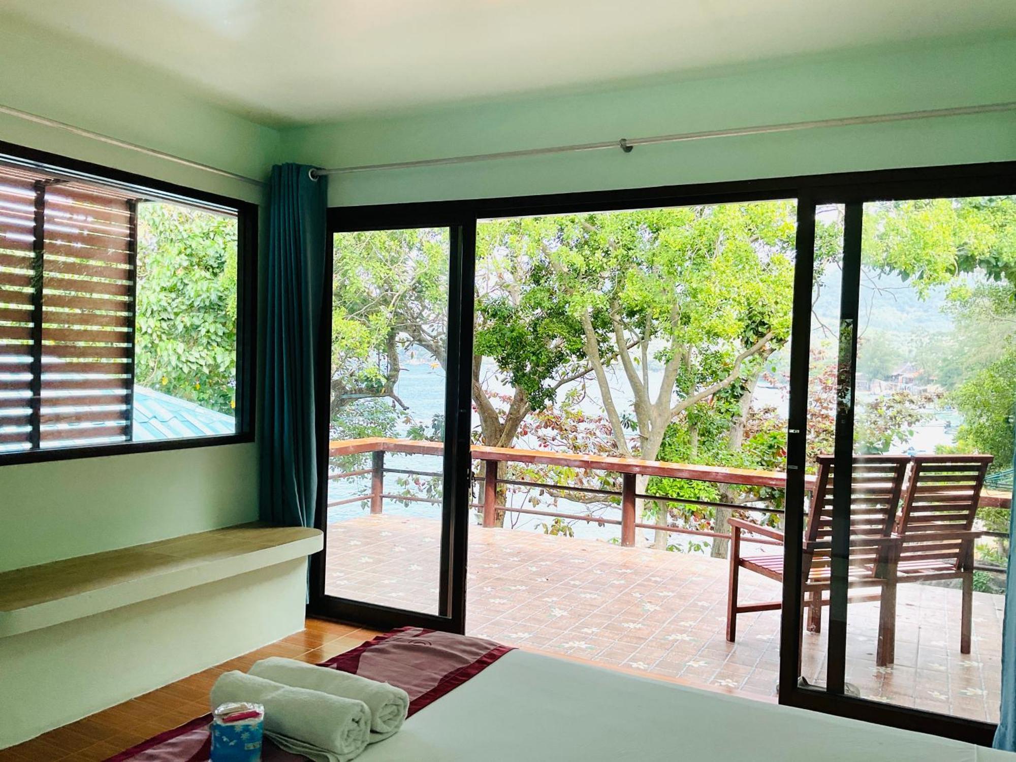 Double Room Sea View,1527547429:JPEG