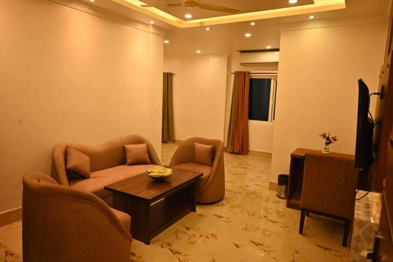 Royal Suite Room,1533652855:JPEG