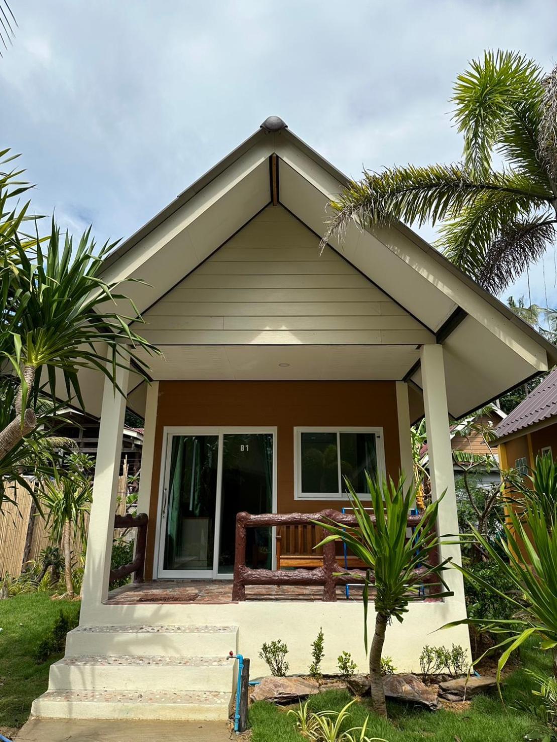 Superior Suite with Sea View,1537002196:JPEG