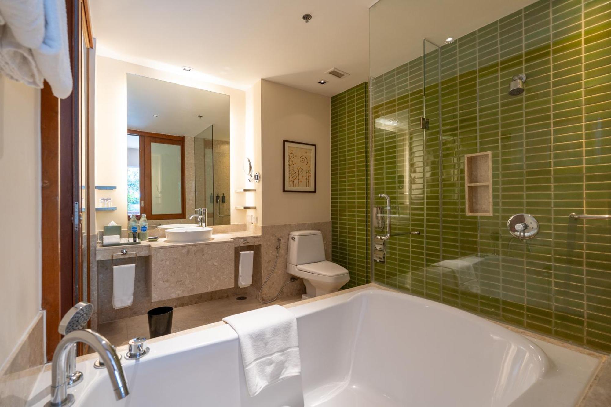 Two-Bedroom Corner Suite Resort View