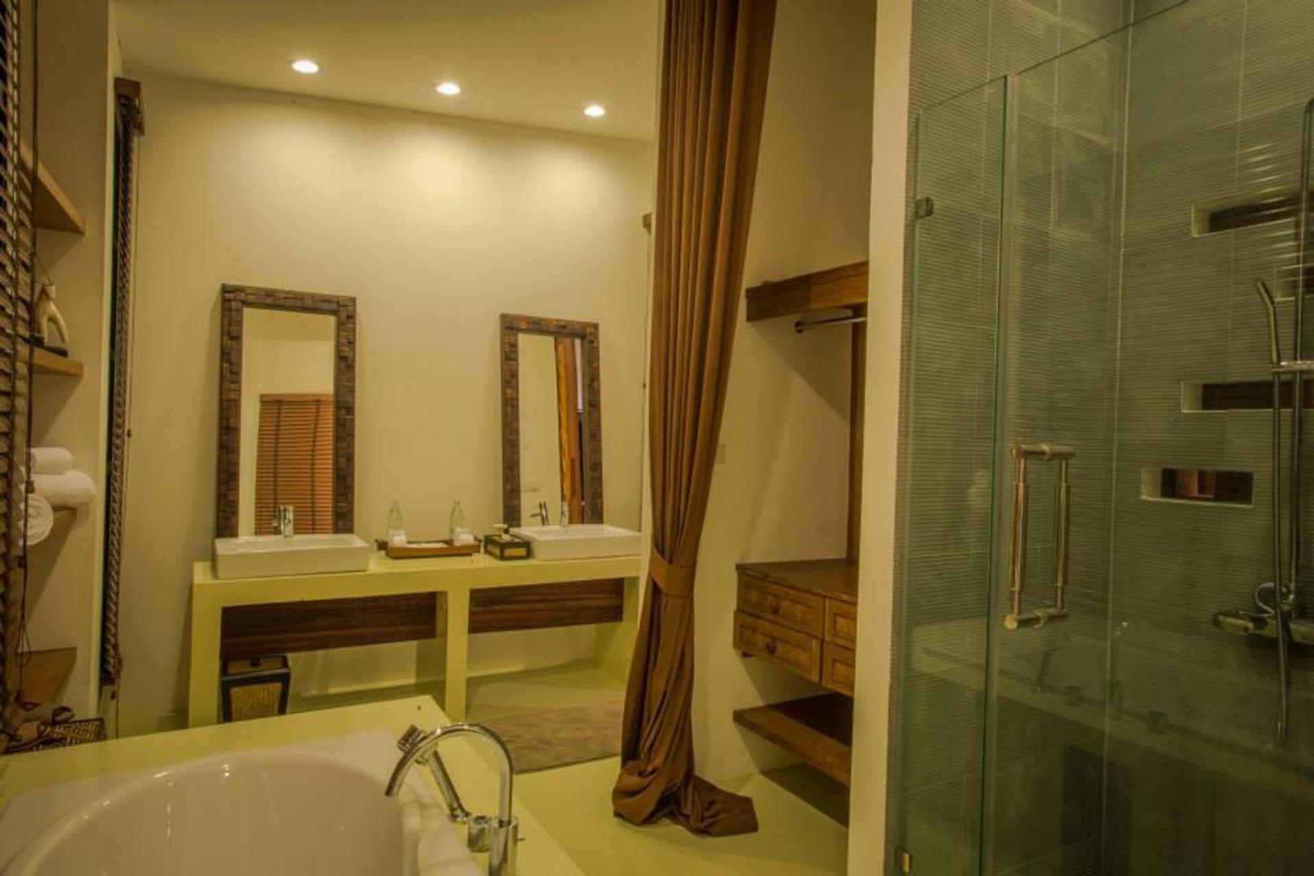 Three Bedrooms Pool Villa