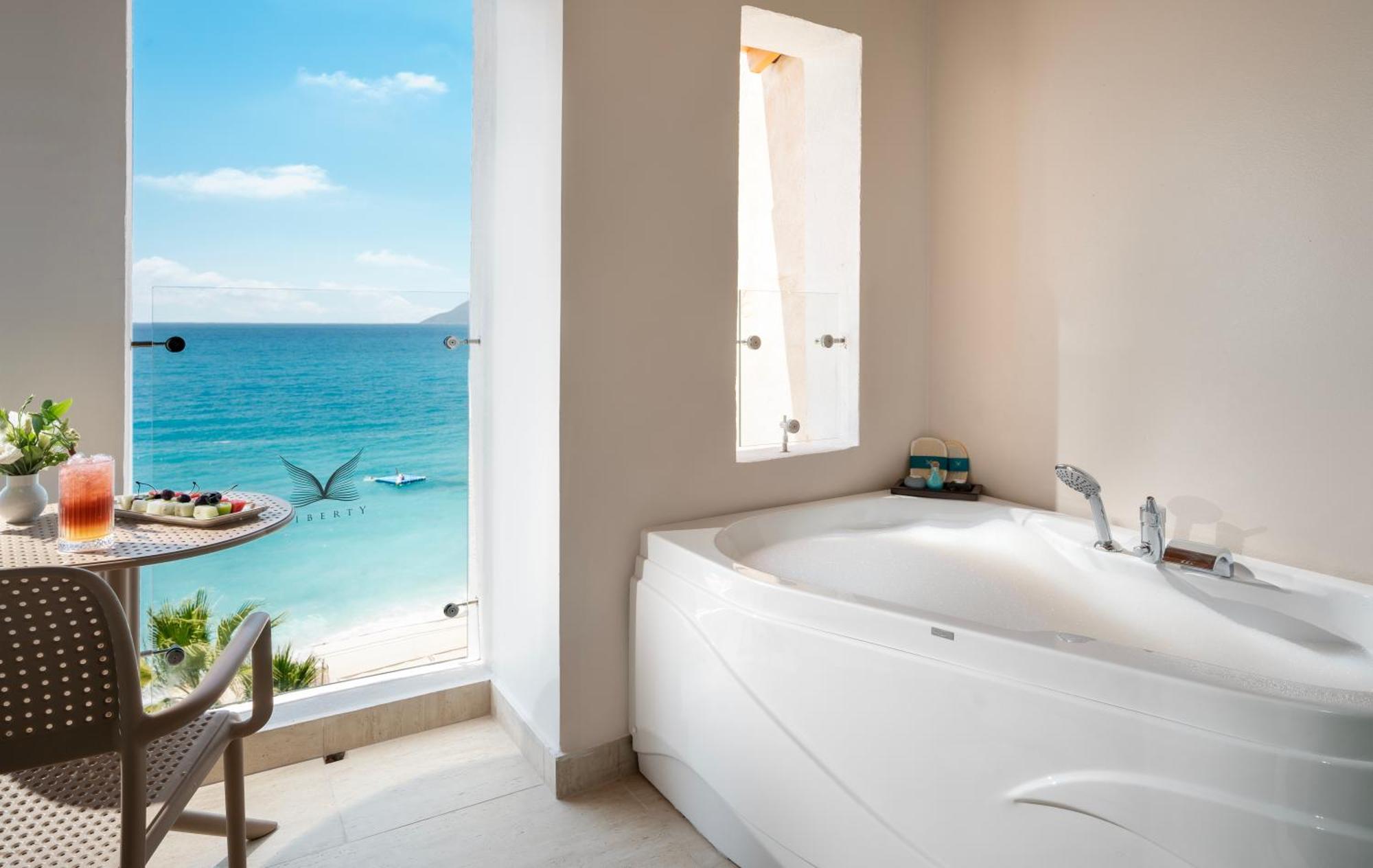 Deluxe Standart - Deniz Manzaralı, Spa Küvetli