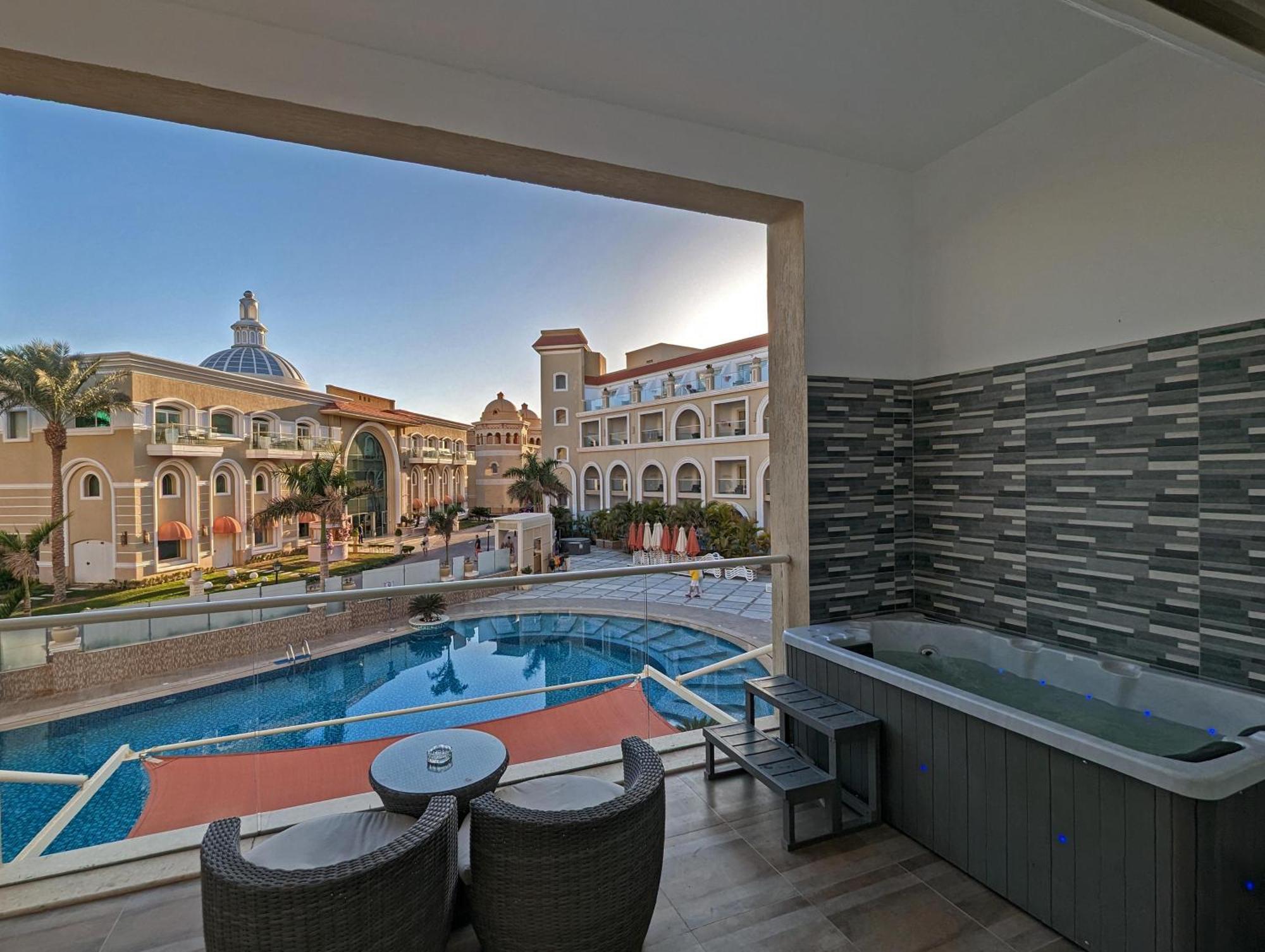 Jacuzzi Suite,1549204375:JPEG