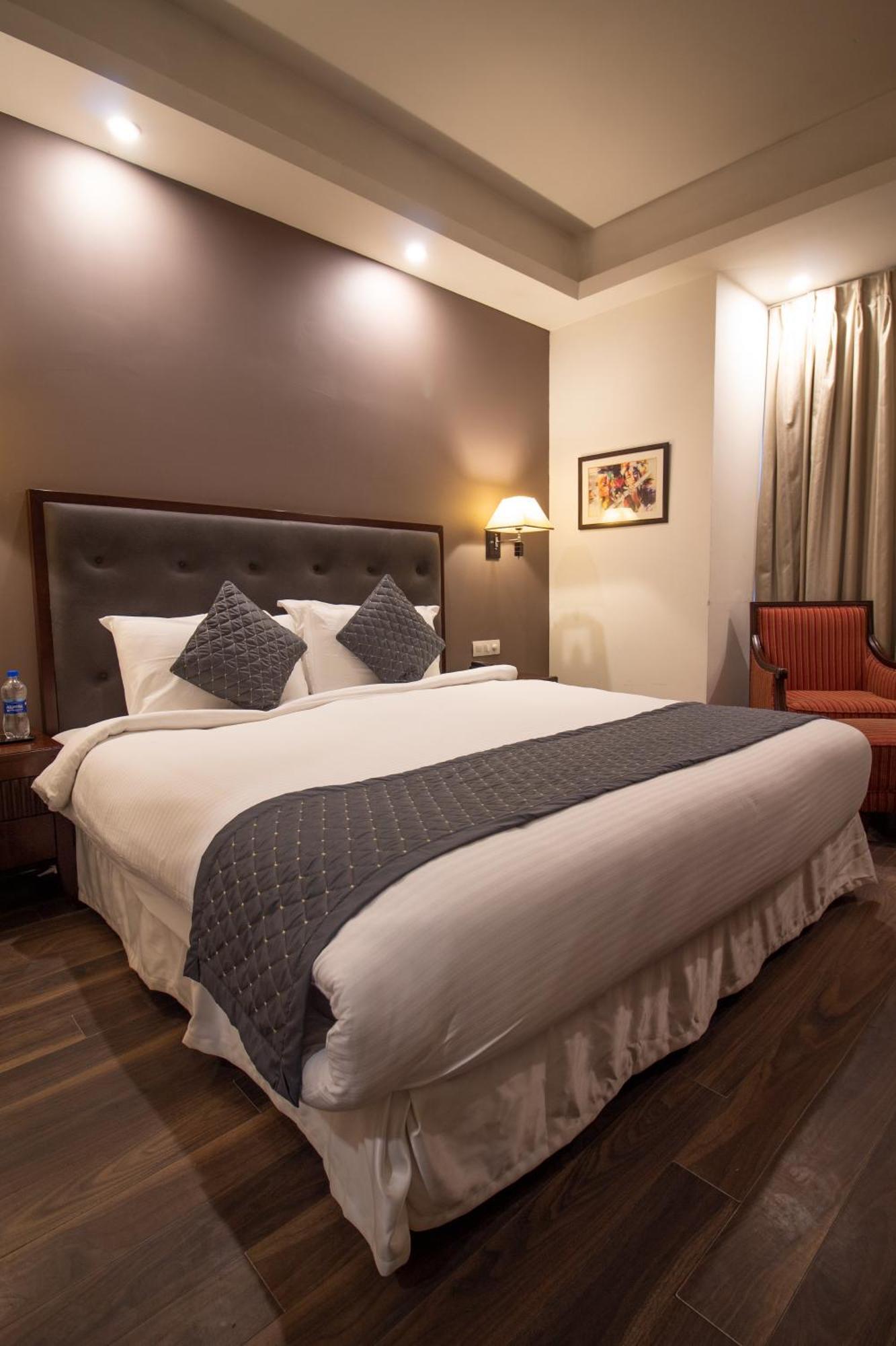 Budget Double Room,1545168544:JPEG