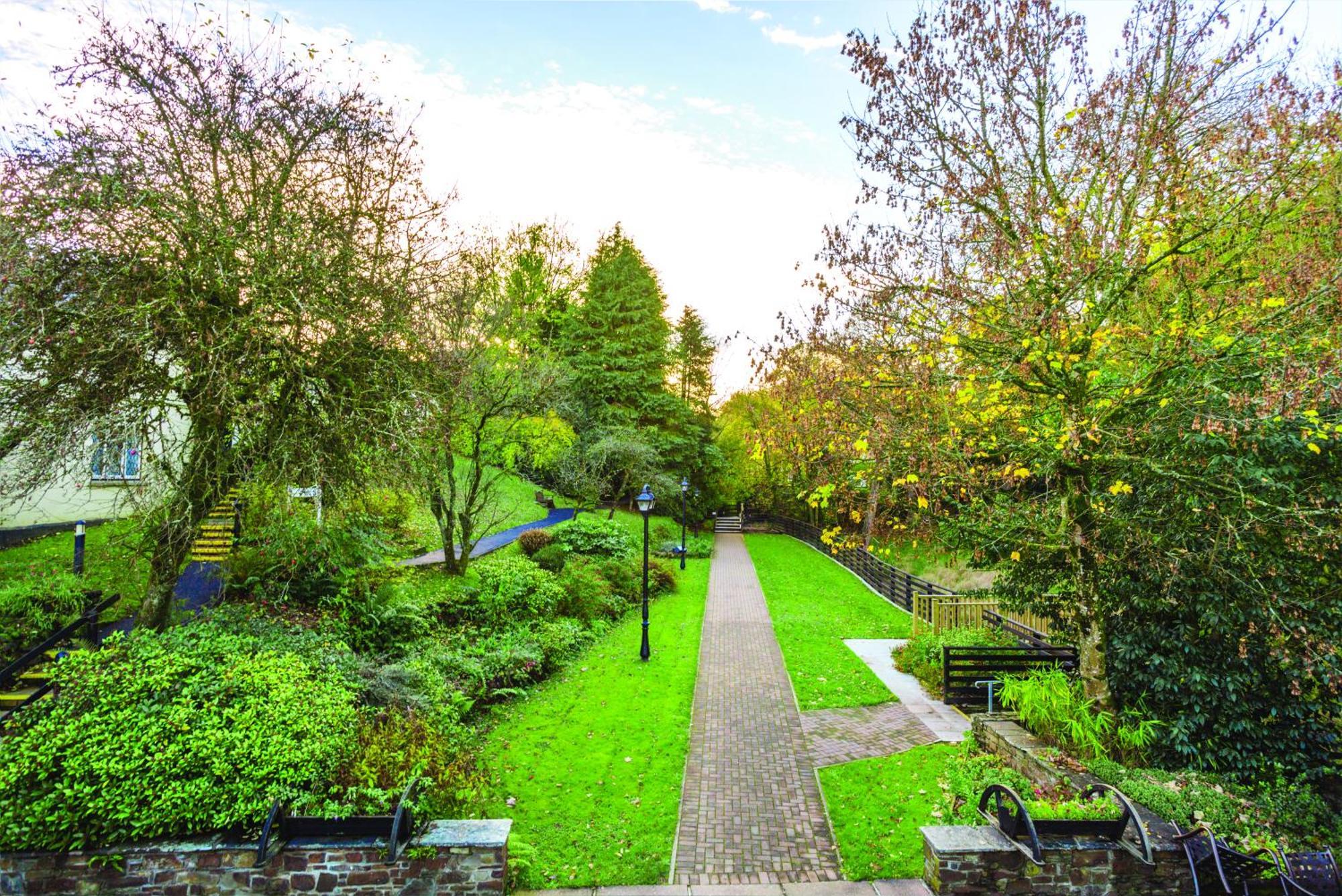 Double Room,1657141997:JPEG