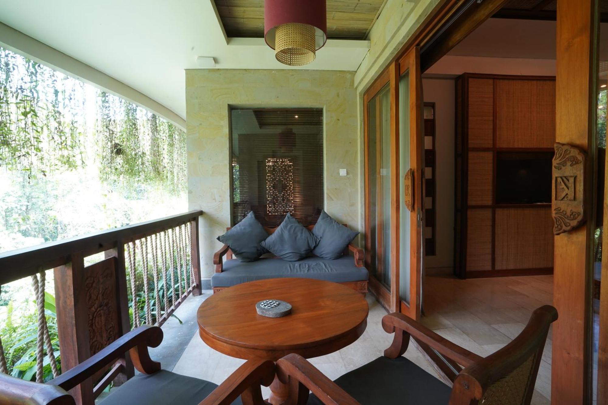 Kenran Suite