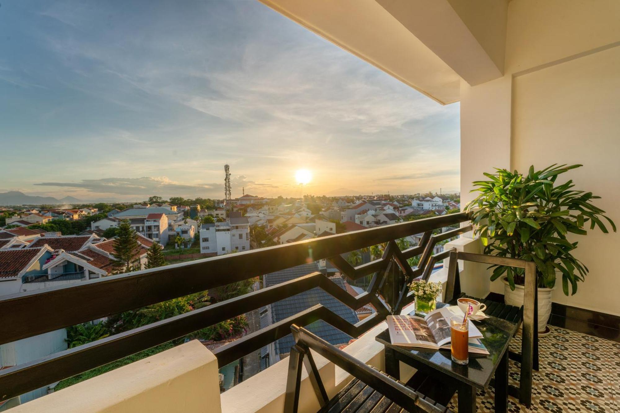 Suite Balcony Daily Aroma Massage Inclusive 2 pax