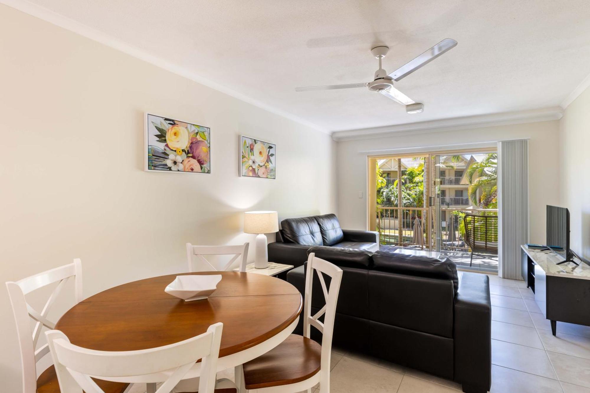 Two-Bedroom Apartment,1548981463:JPEG