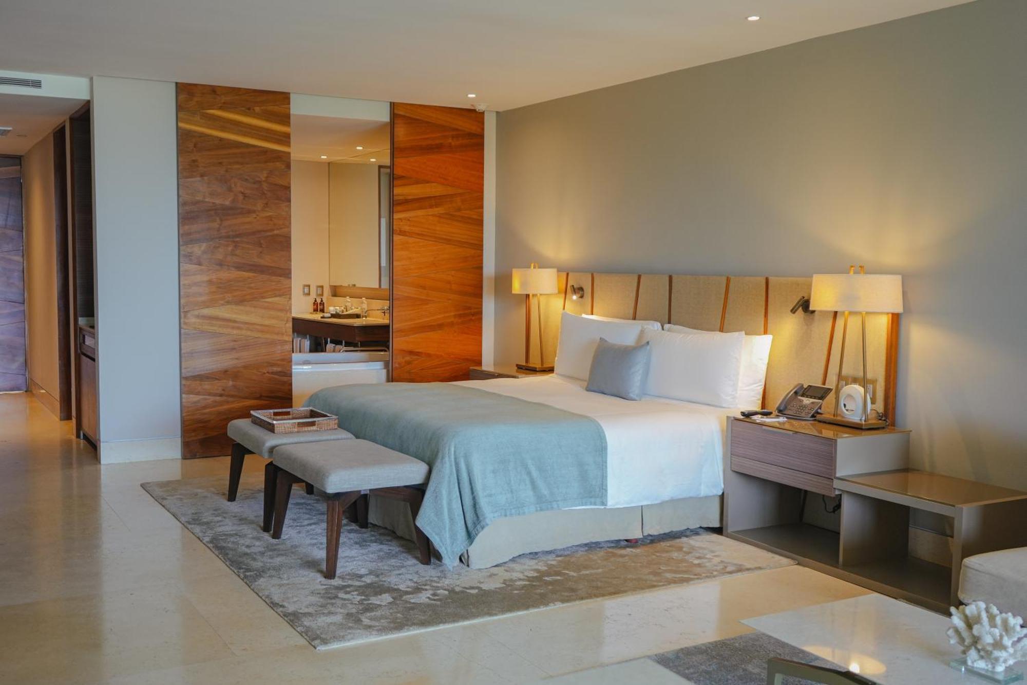 Ambassador Sunrise Suite Ocean View