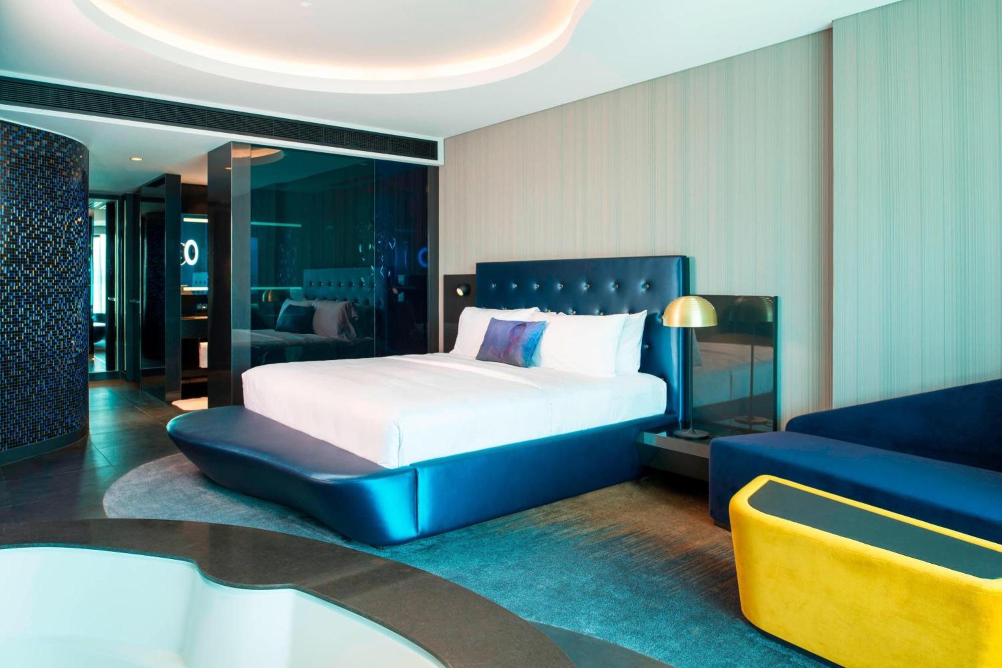 W Suite 1 Bedroom Suite 1 King Partial Ocean View Private Terrace includes 3 hours of Flow of Selected Drinks