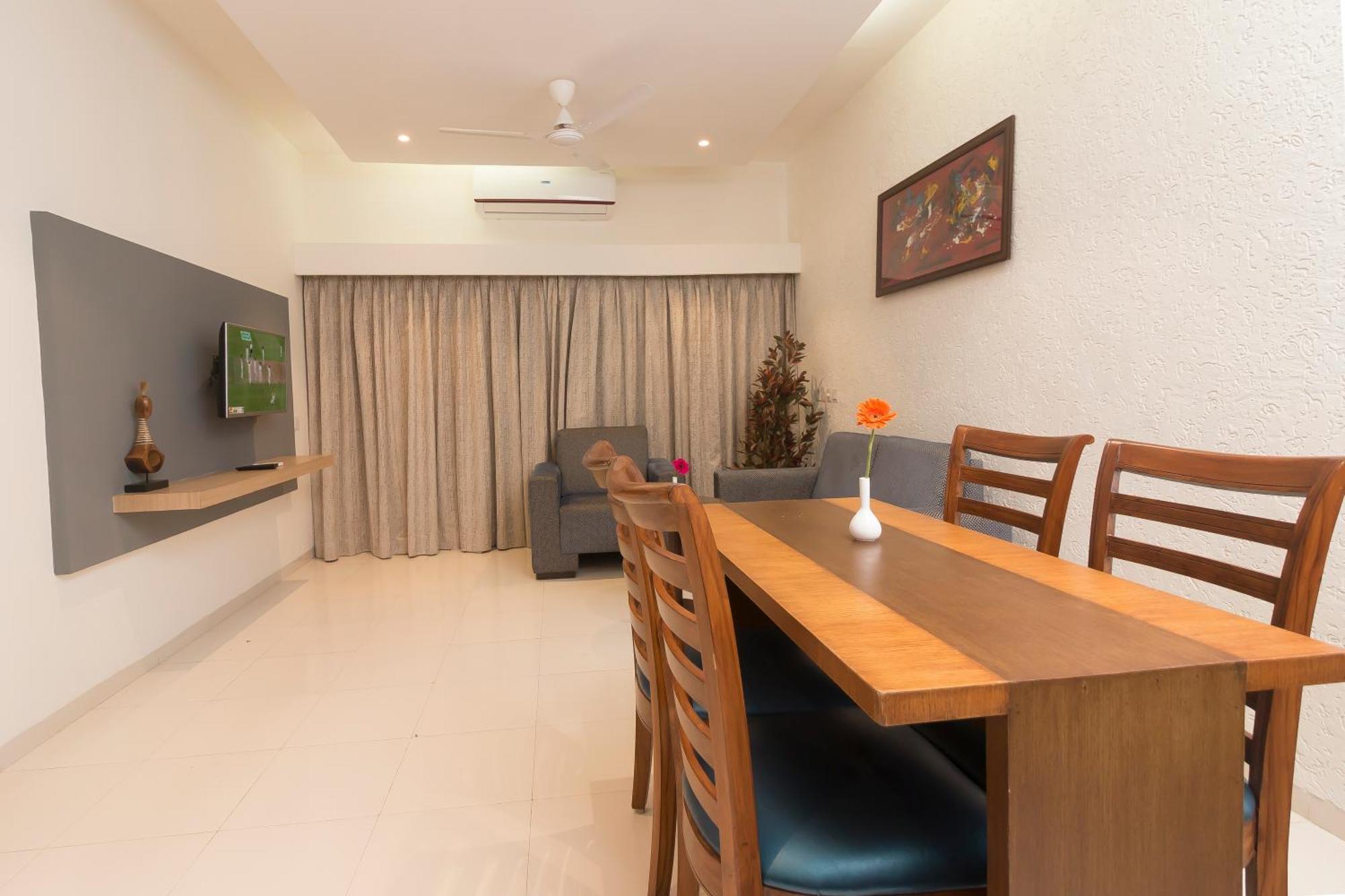 Premium Suite with Balcony