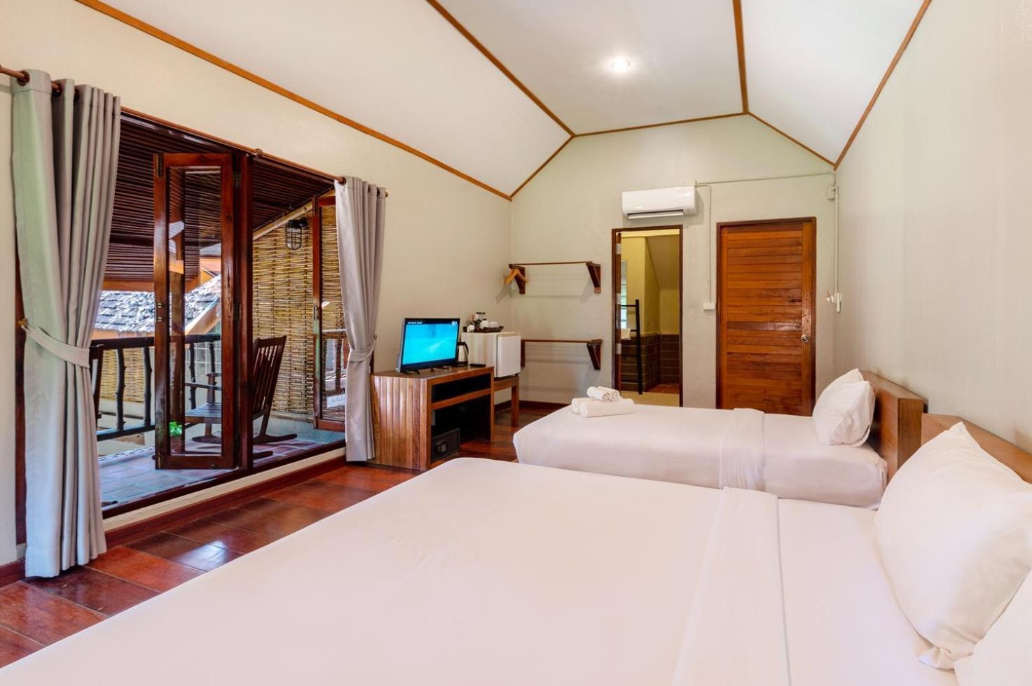 Pool view room