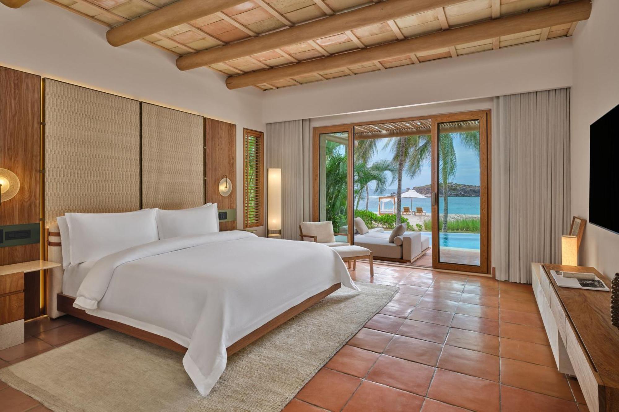 Suenos Villa 2 Bedroom Villa Beachfront Whirlpool,1559641021:JPEG